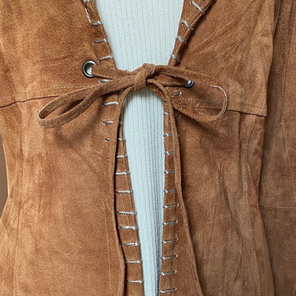 Vintage Joe Boxer 100% Suede Tie-Front Brown Jacket - Picture 4 of 10